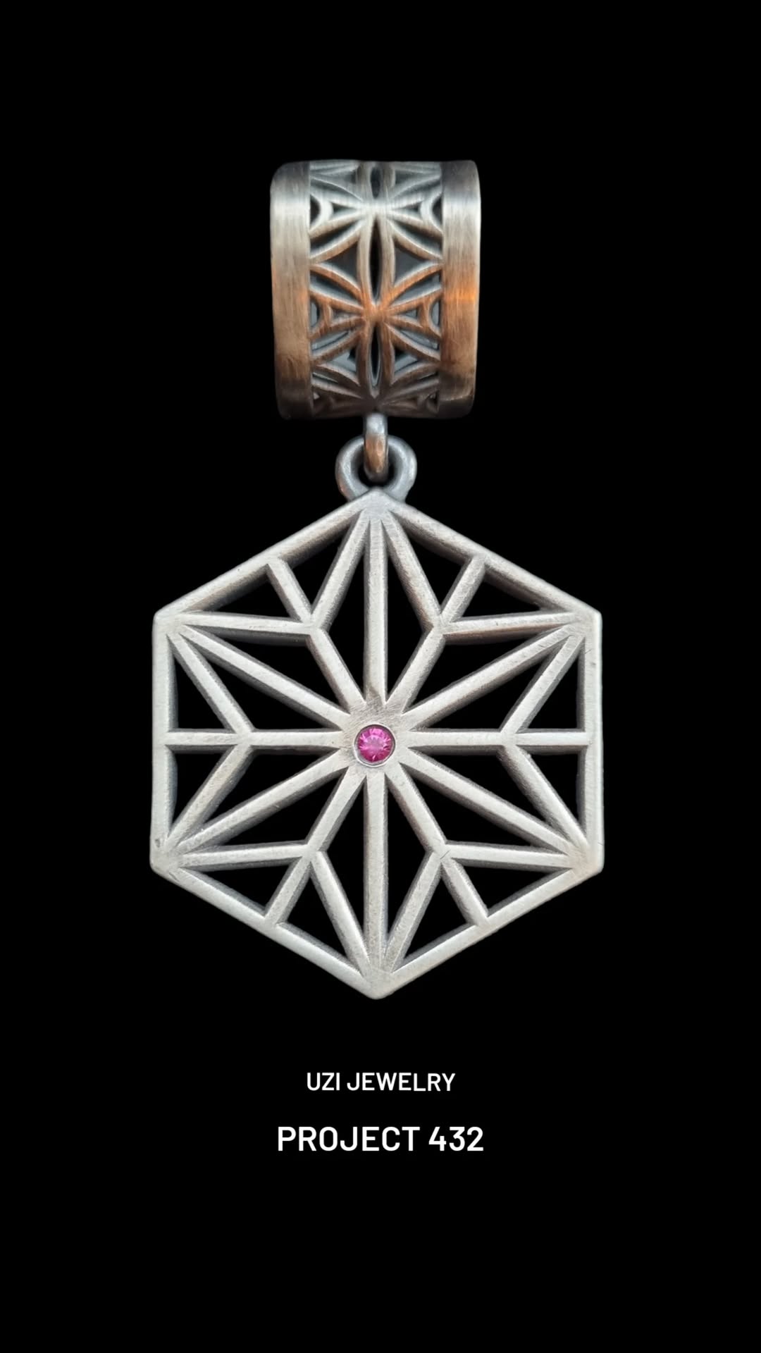 925 sterling silver pendant Set with natural ruby