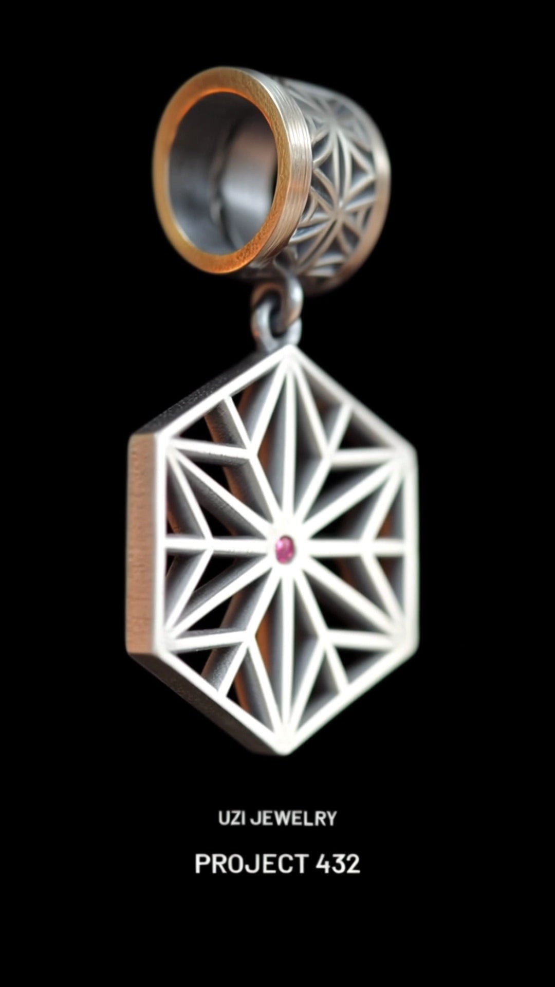 925 sterling silver pendant Set with natural ruby